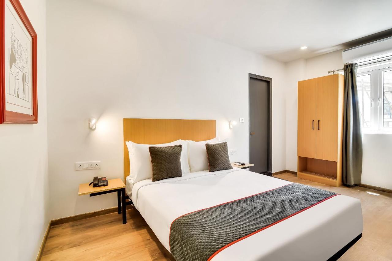 Oyo Townhouse 238 Ulsoor Hotel Bangalore Bagian luar foto