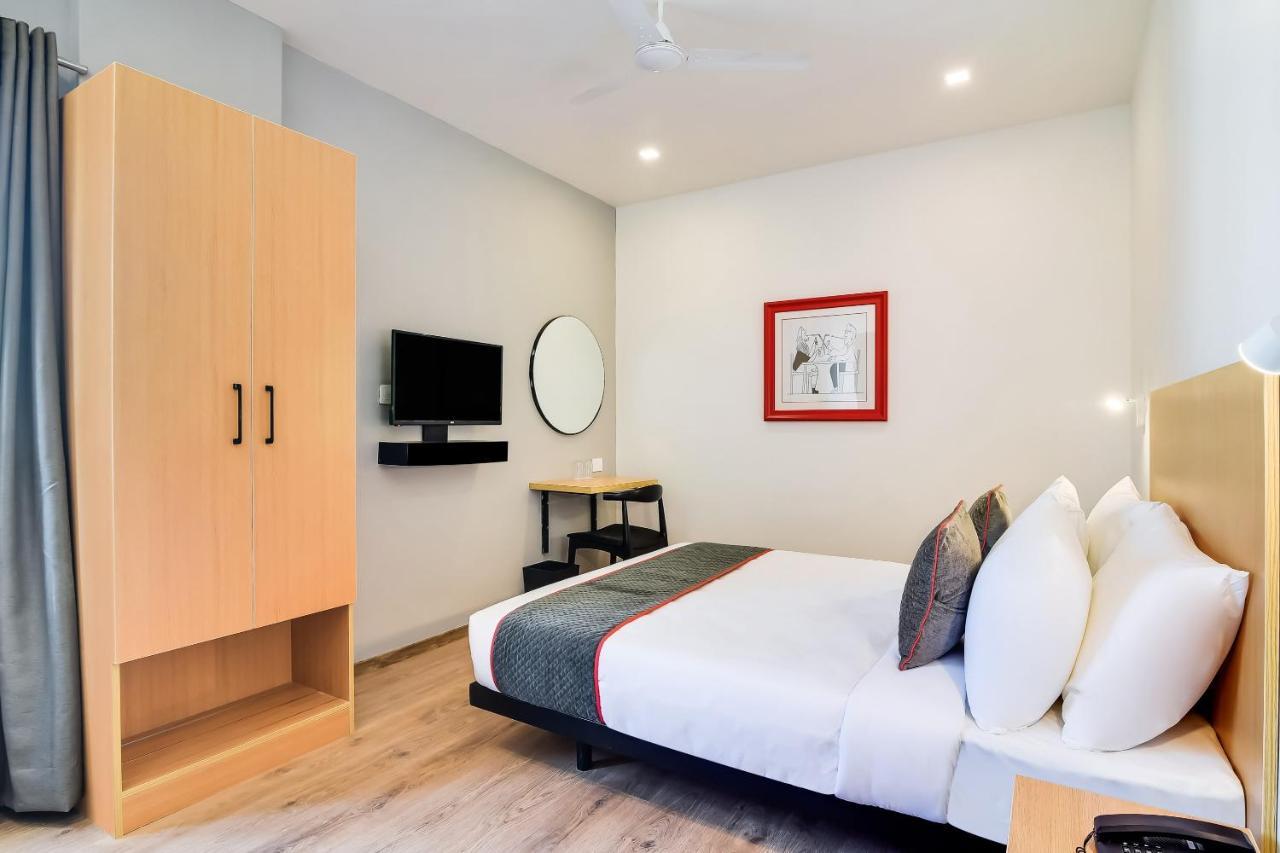 Oyo Townhouse 238 Ulsoor Hotel Bangalore Bagian luar foto